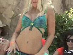 Bikini Babes Shaking Their Bodies