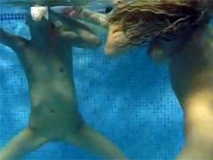 Two Very Horny Teenagers Pussy Licking In The Public Pool