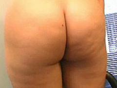 Blonde With Nice Tits Stretches Her Hole