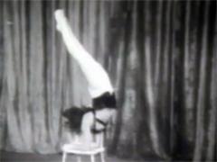 Very Athletic Vintage Nude Babe Loves Dancing On A Stage