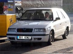 Peeing Slut Gets Surprised With An Erect Gloryhole Cock