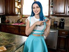 Stepfamily Sex: Jewelz Blu